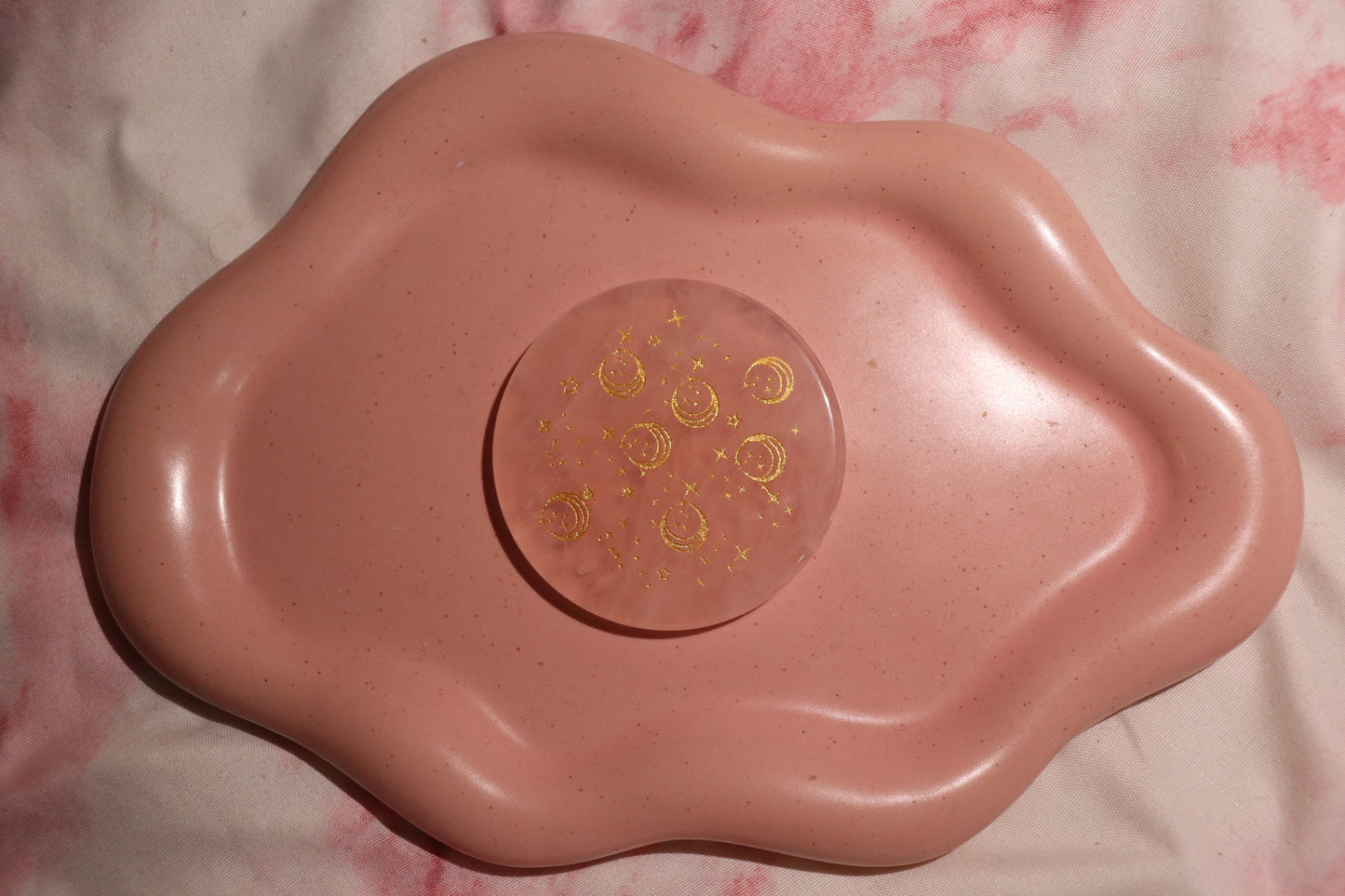 Pierre de Quartz Rose Ronde ornée